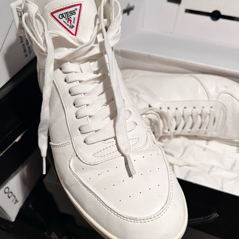 Guess high top sneakers worn a couple of times FITZ 😍